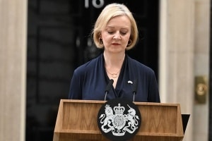 Лиз Трасс подтвердила свою отставку с поста премьер-министра Великобритании